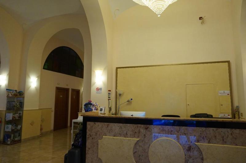 Hotel Maryelen Rome Bagian luar foto