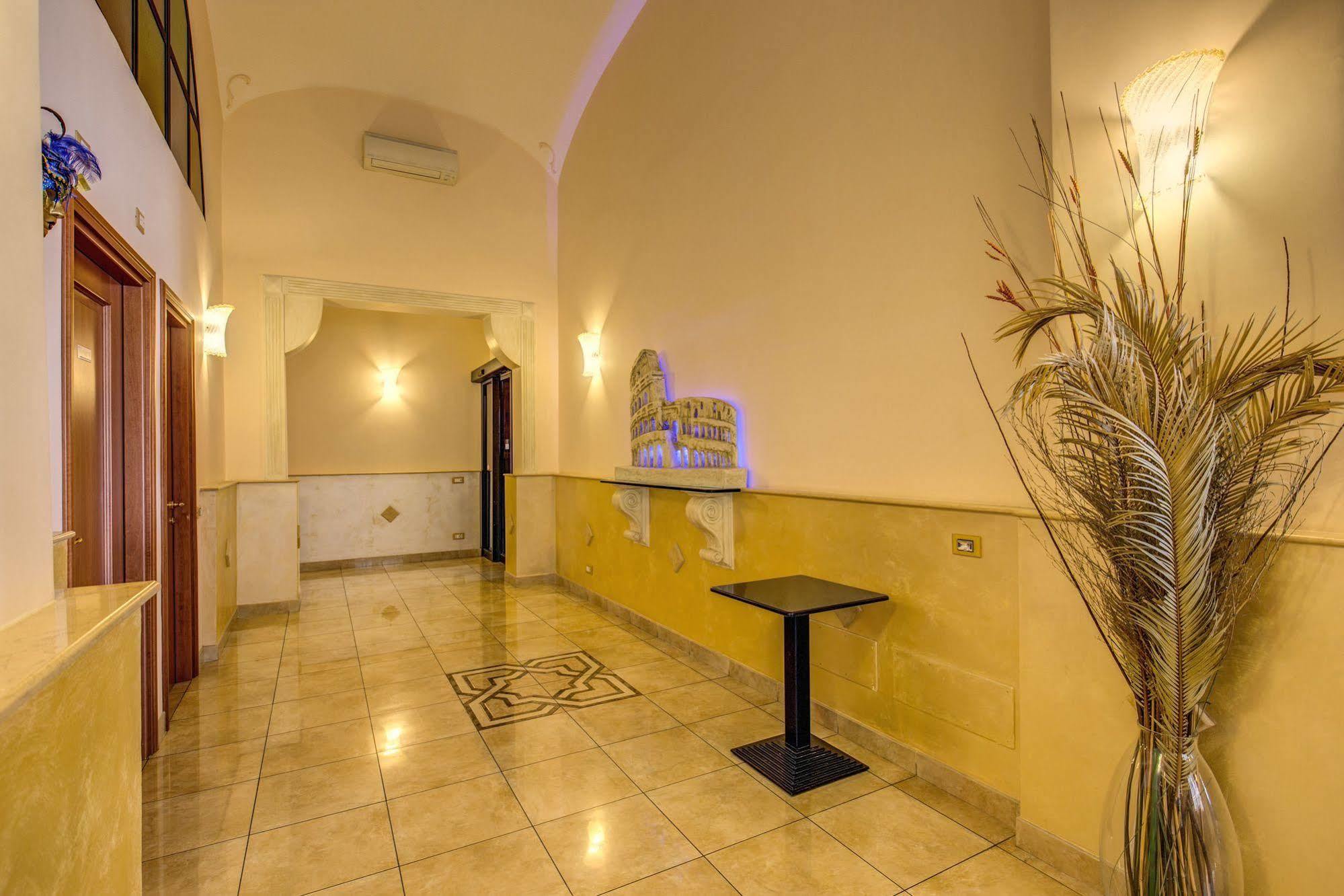 Hotel Maryelen Rome Bagian luar foto