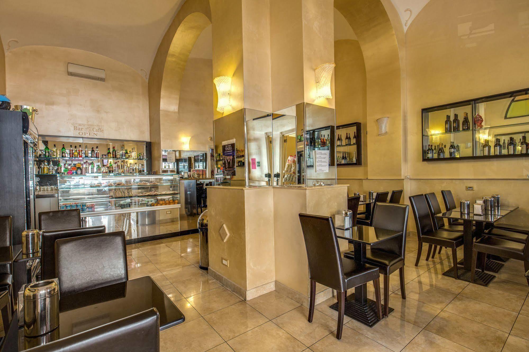Hotel Maryelen Rome Bagian luar foto