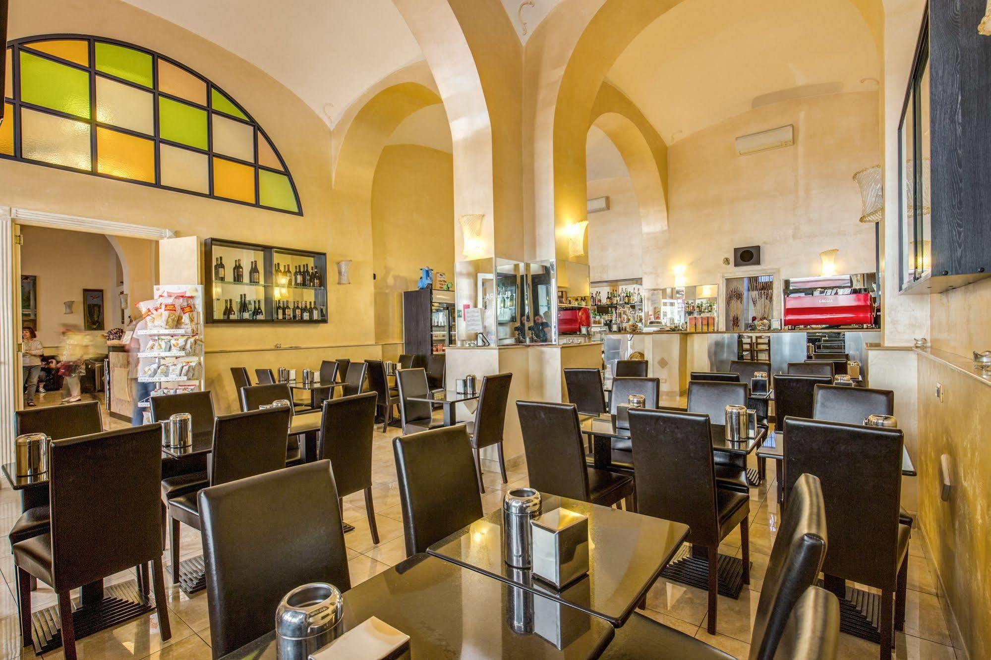 Hotel Maryelen Rome Bagian luar foto