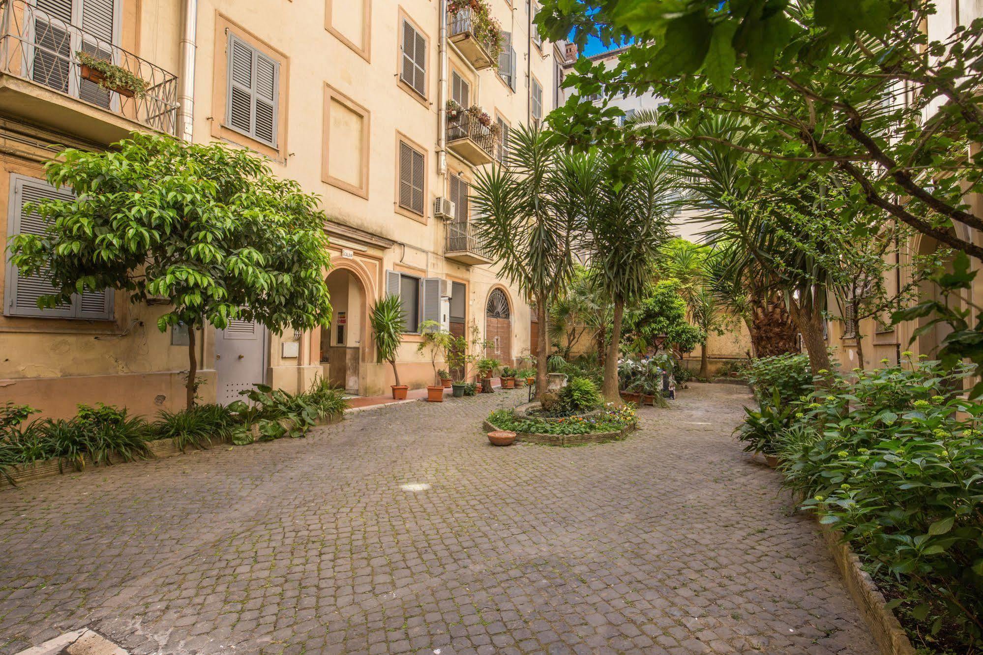 Hotel Maryelen Rome Bagian luar foto