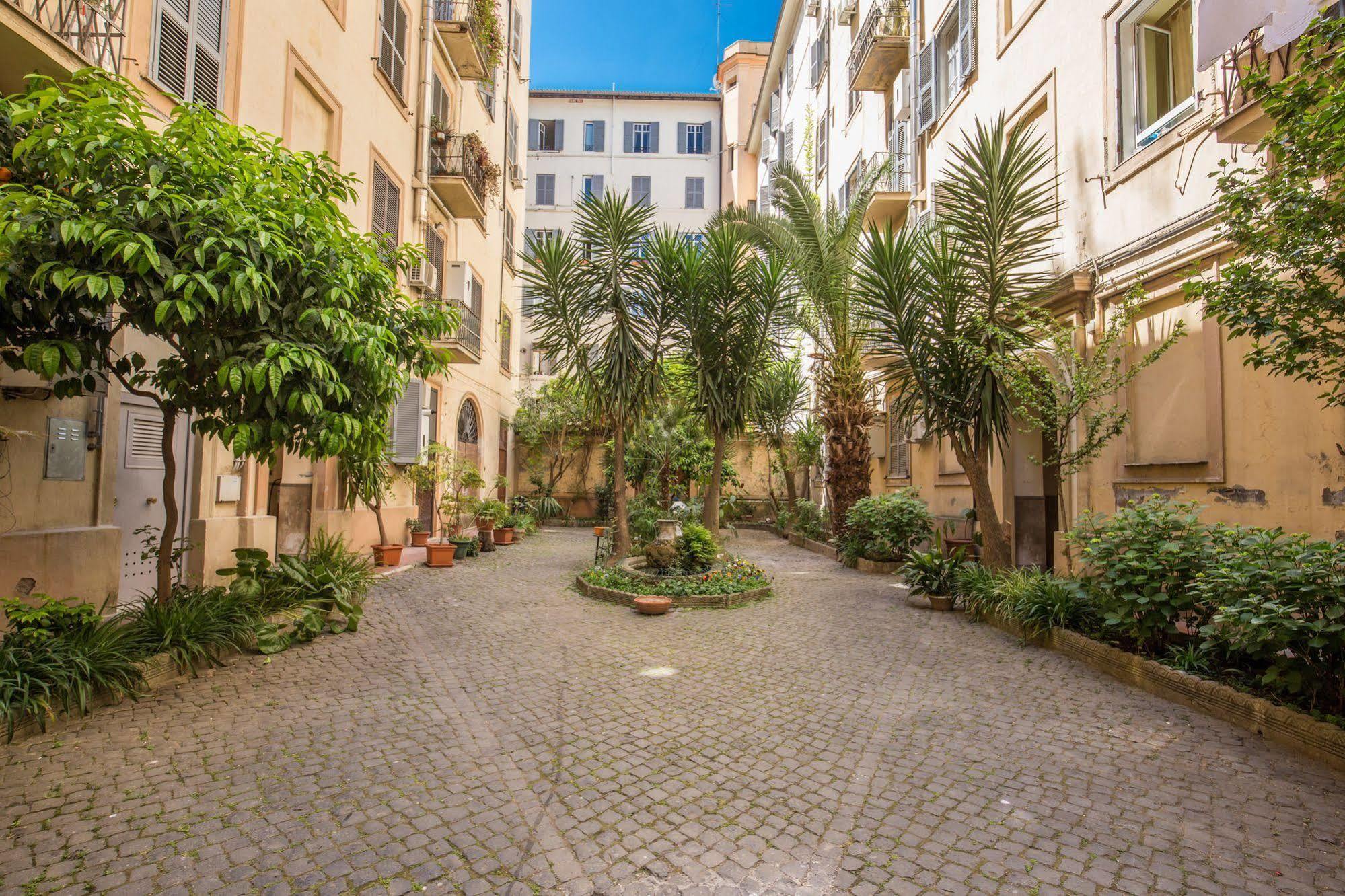 Hotel Maryelen Rome Bagian luar foto