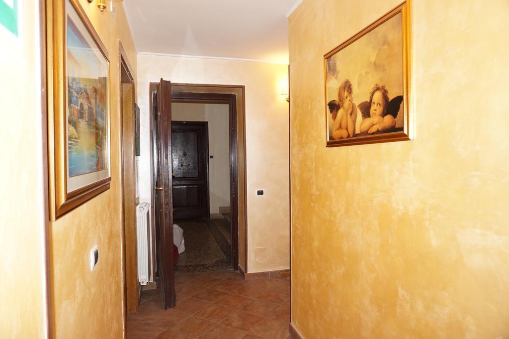 Hotel Maryelen Rome Bagian luar foto